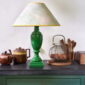 Large Urn lampbase with shade