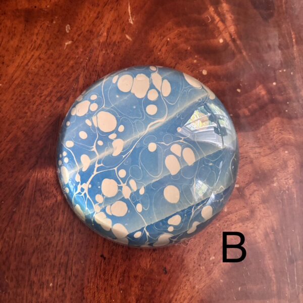 Large Paperweight - Image 3