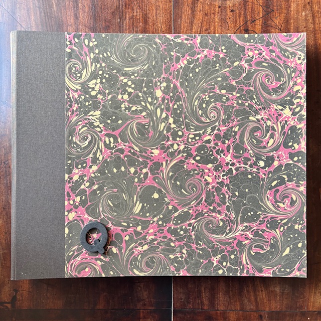 Extra-large Tisbury album - Image 17