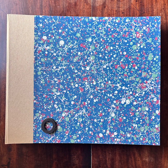 Extra-large Tisbury album - Image 16