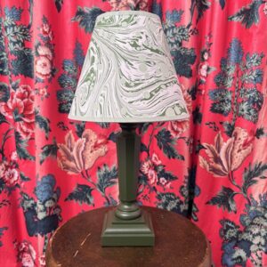 Green Ebble lampbase with shade